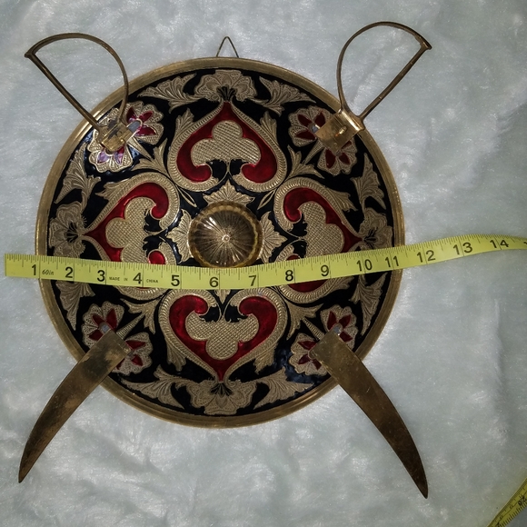 Brass Swords & Shield - Picture 7 of 14